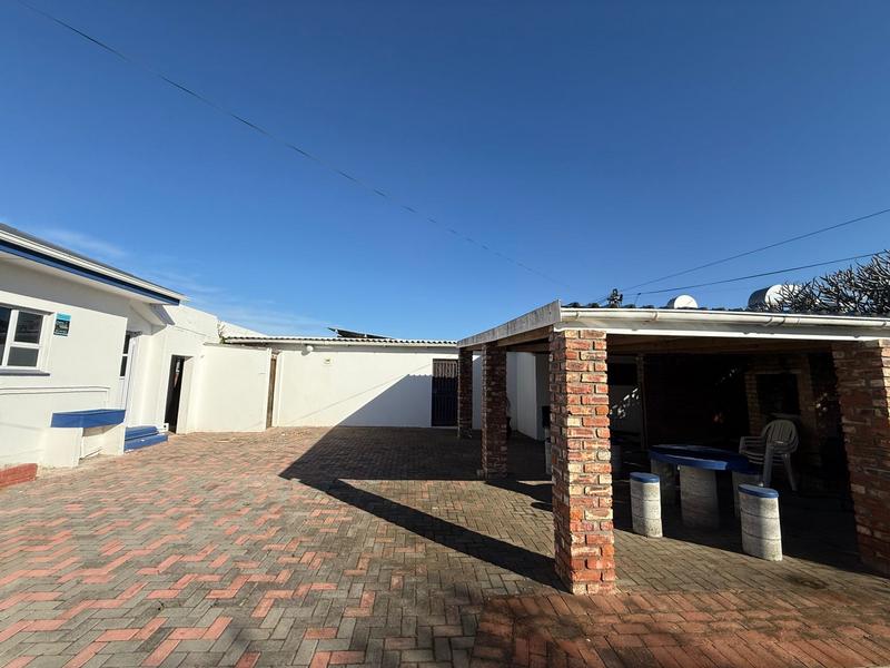 Commercial Property for Sale in Newton Park Eastern Cape